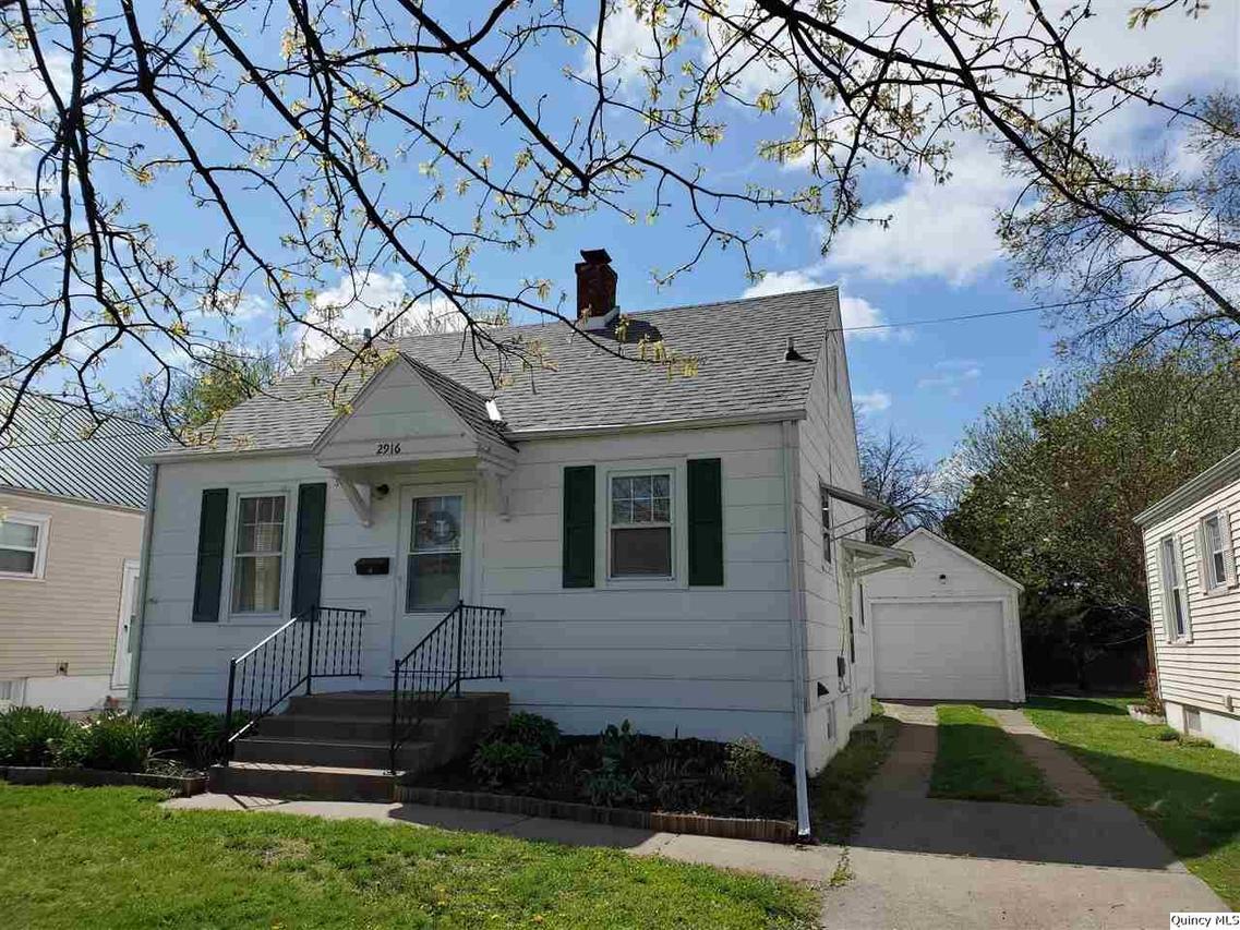 2916 Whewell Ave, Quincy, IL 62301