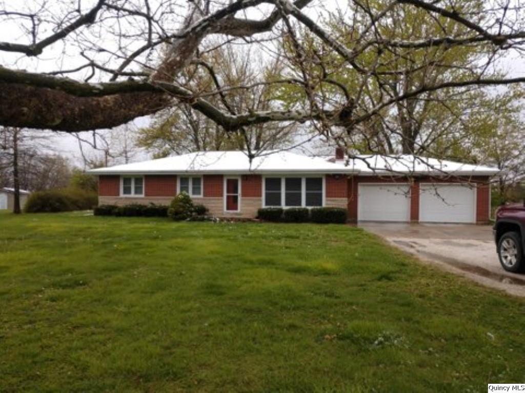 803 Maas Rd., Quincy, IL 62305