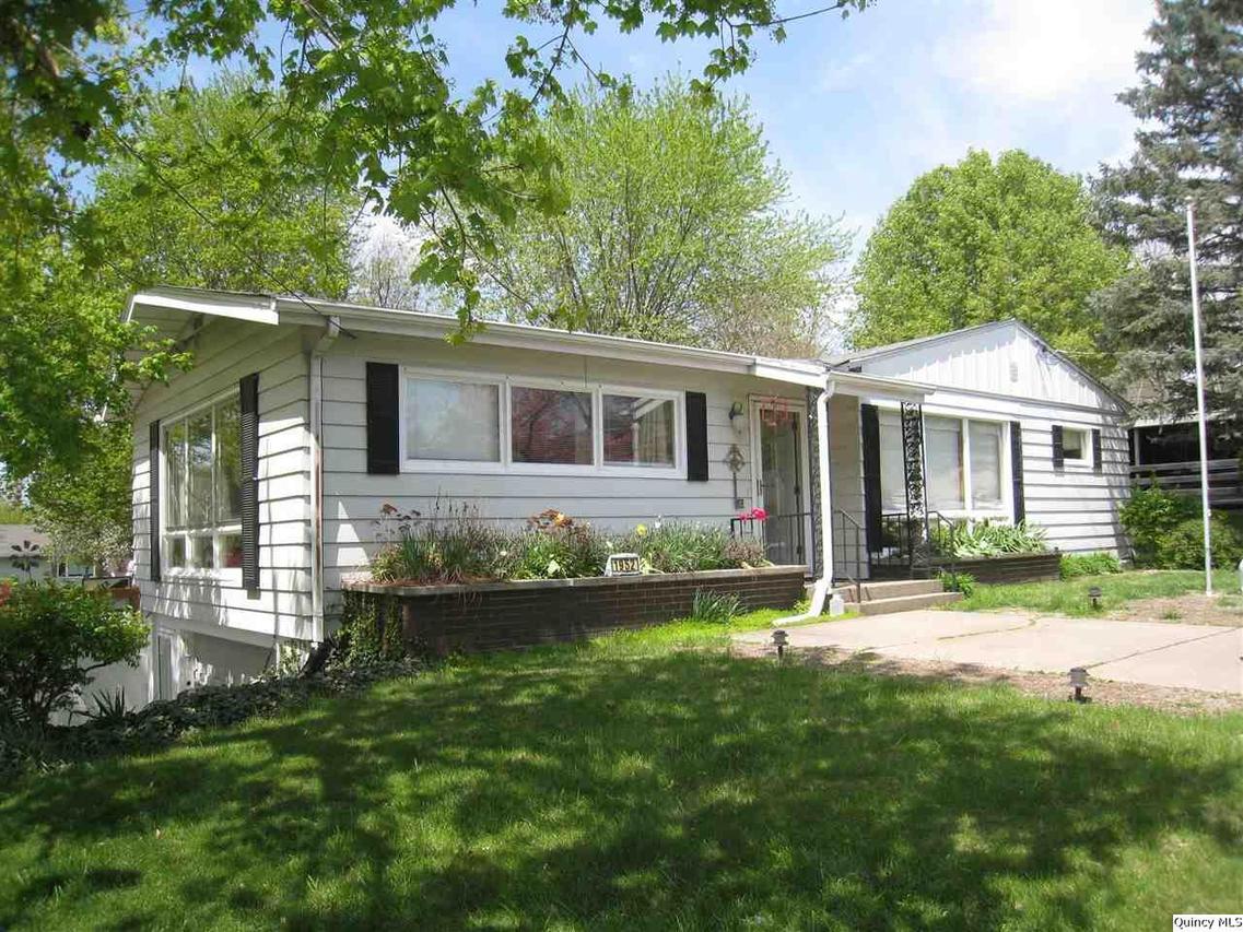 1952 E Elmwood Dr., Quincy, IL 62301