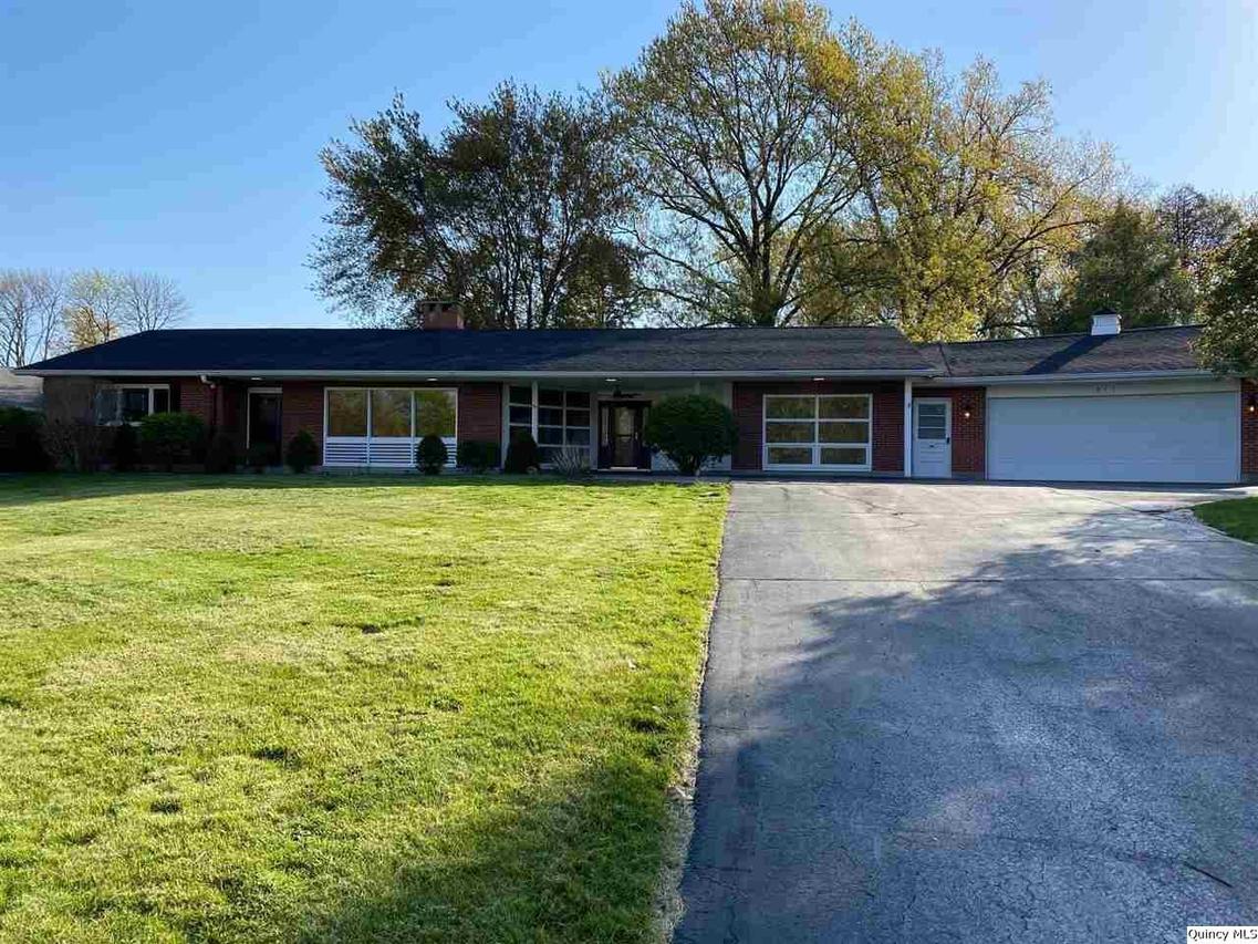 317 NW Lincoln Hill Ct., Quincy, IL 62301