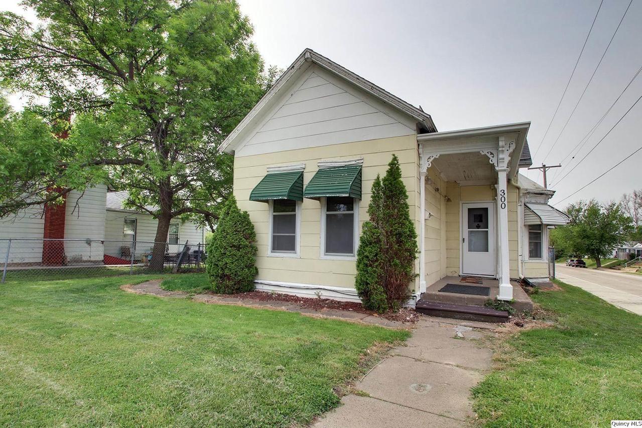 300 Maple St., Quincy, IL 62301