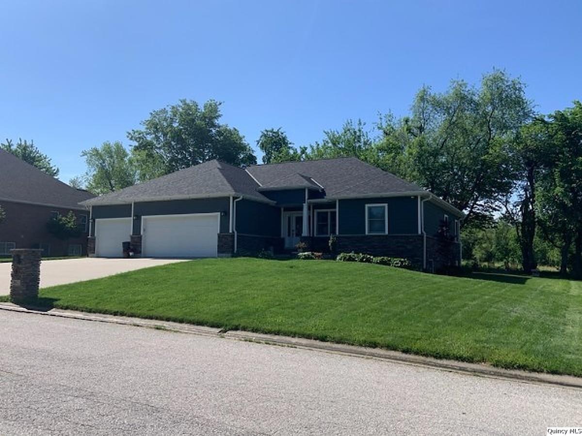 3512 Callaway Dr., Quincy, IL 62301