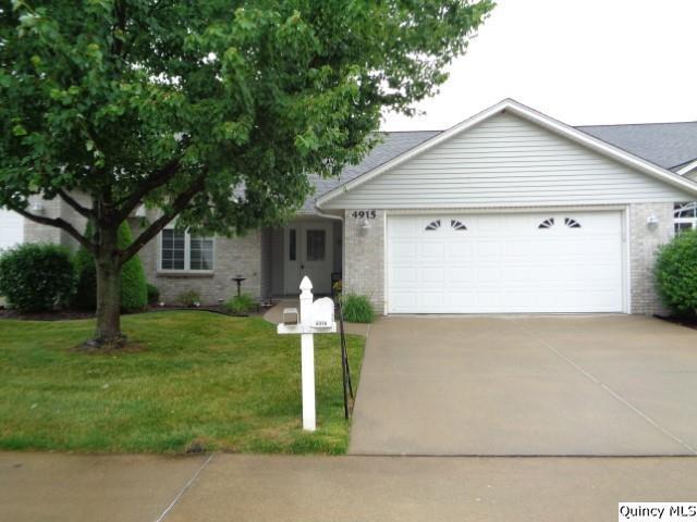 4915 Lake Ridge Dr, Quincy, IL 62305