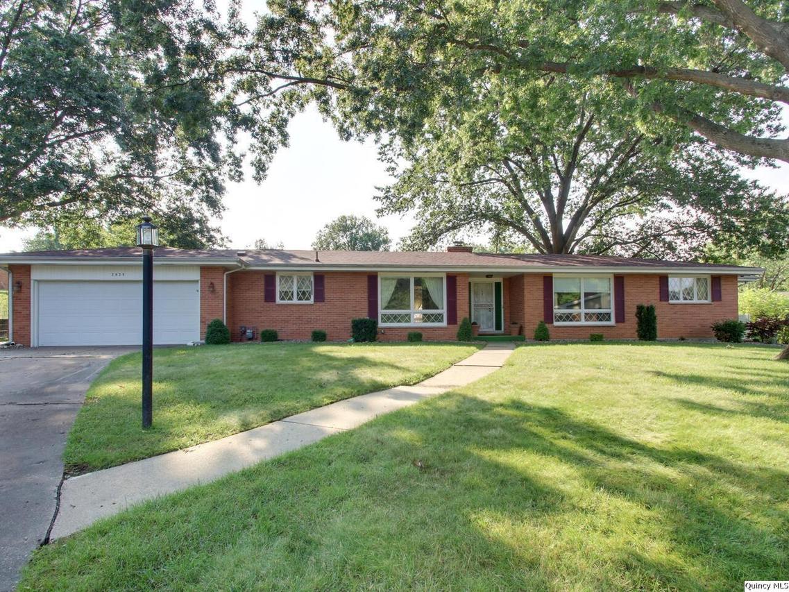 2635 Random Ct, Quincy, IL 62301