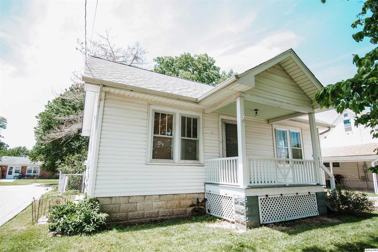 433 N 30th St., Quincy, IL 62301