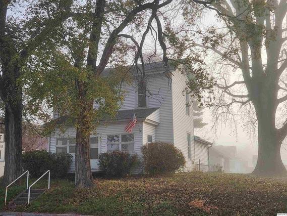 103 S Warsaw, Ursa, IL 62376