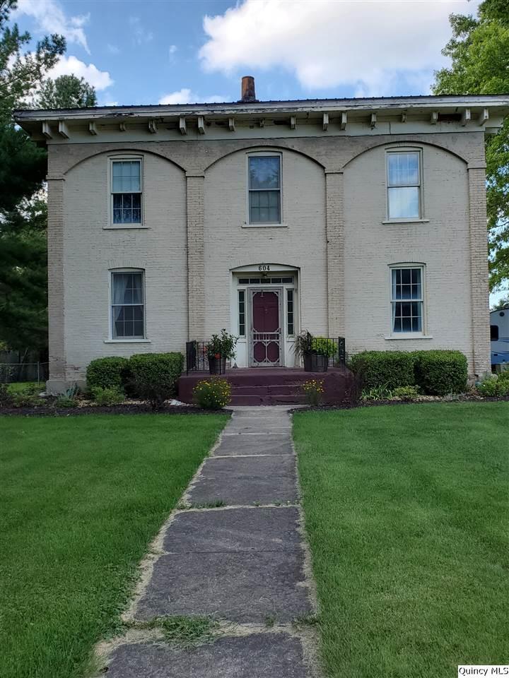 604 E Main St., La Harpe, IL 61450