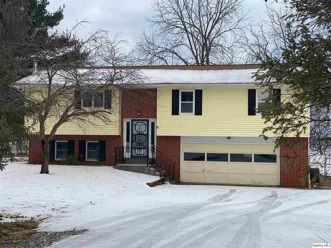 8 Butternut Ln., Nauvoo, IL 62354