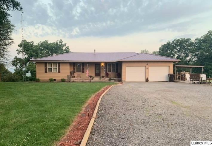 402 Harman St., Pleasant Hill, IL 62366