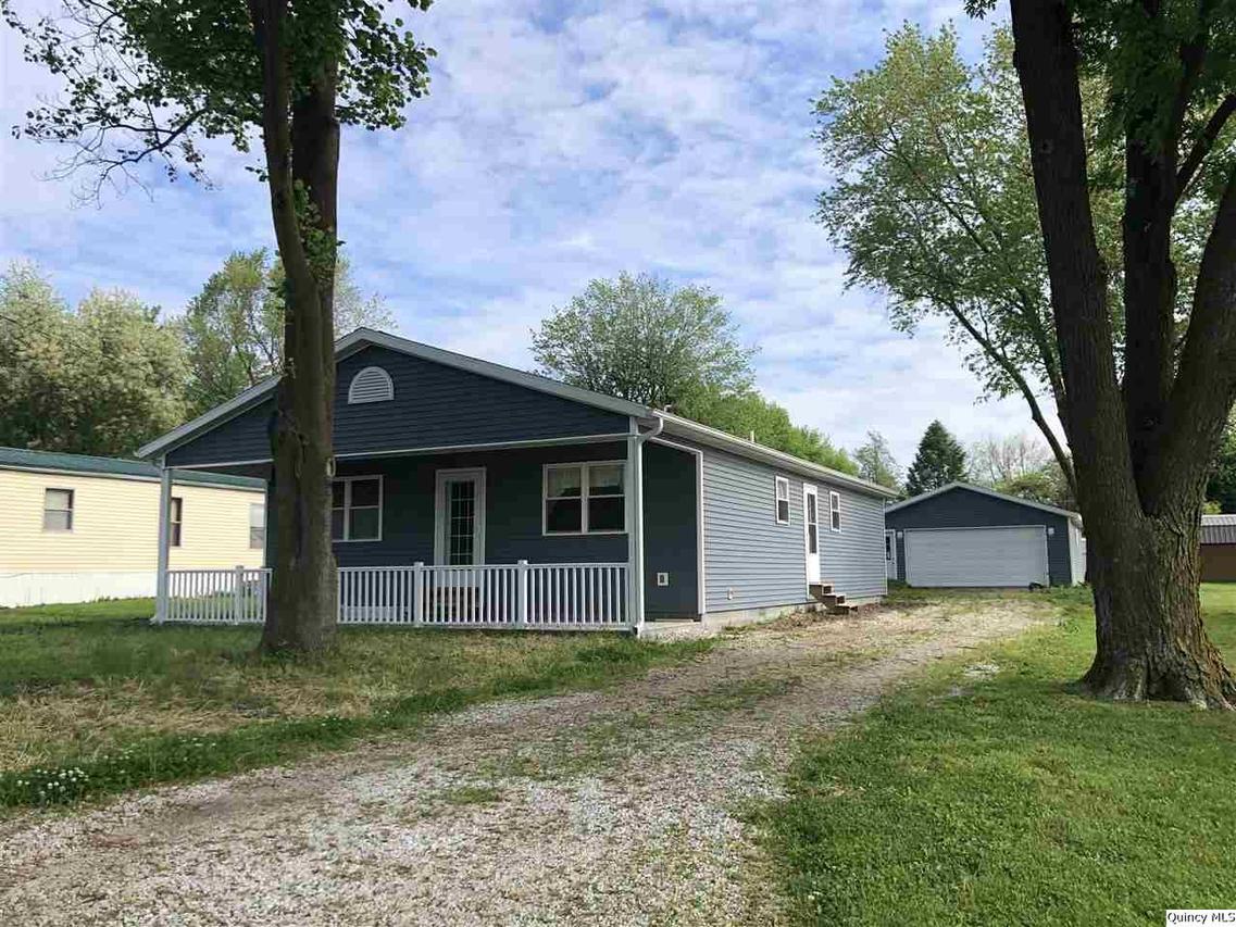 205 E Chestnut, Mt. Sterling, IL 62353