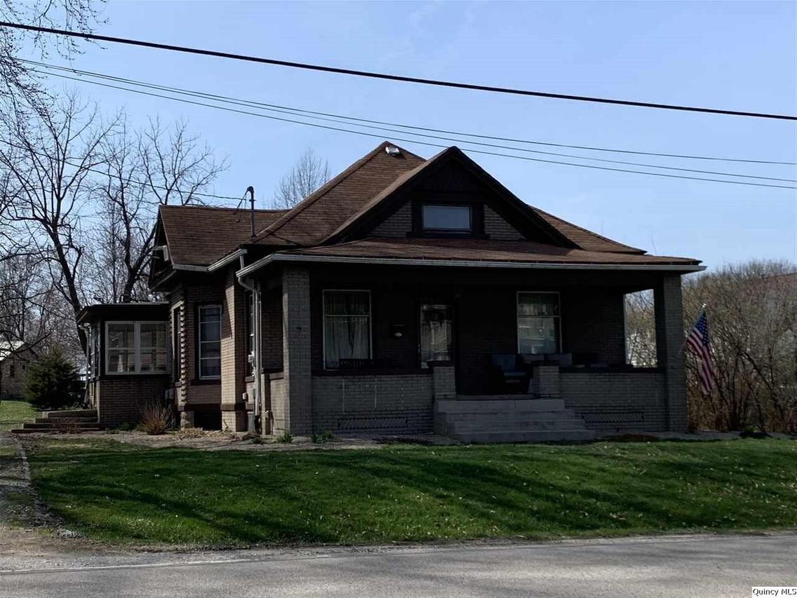 405 Camden Rd., Mt. Sterling, IL 62353