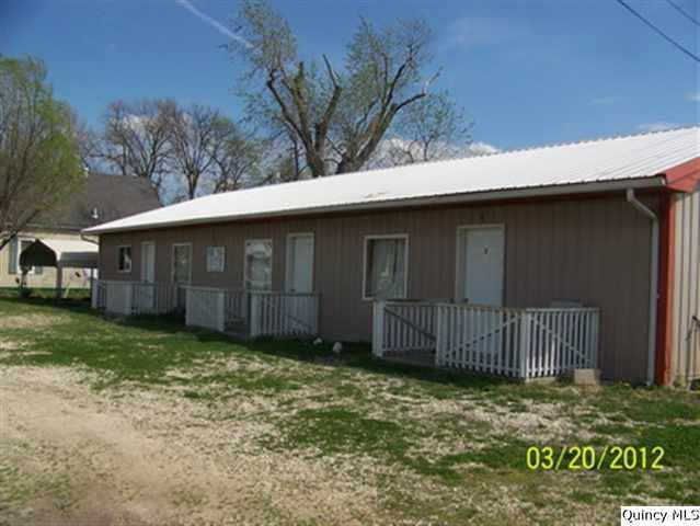 905 S Main St., Pleasant Hill, IL 62366