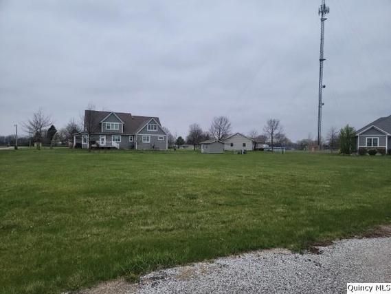 #10 Phines Ct., Carthage, IL