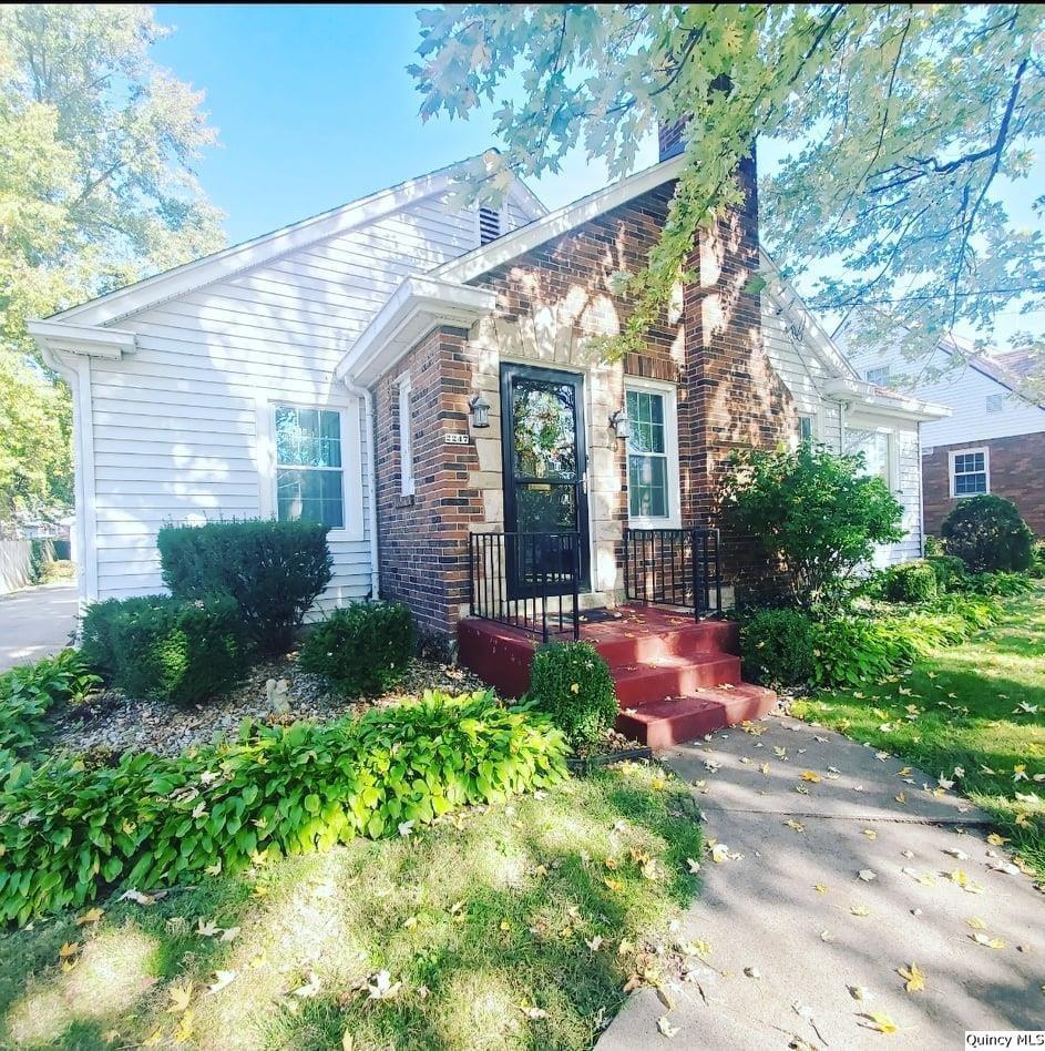 2247 Spring St, Quincy, IL 62301