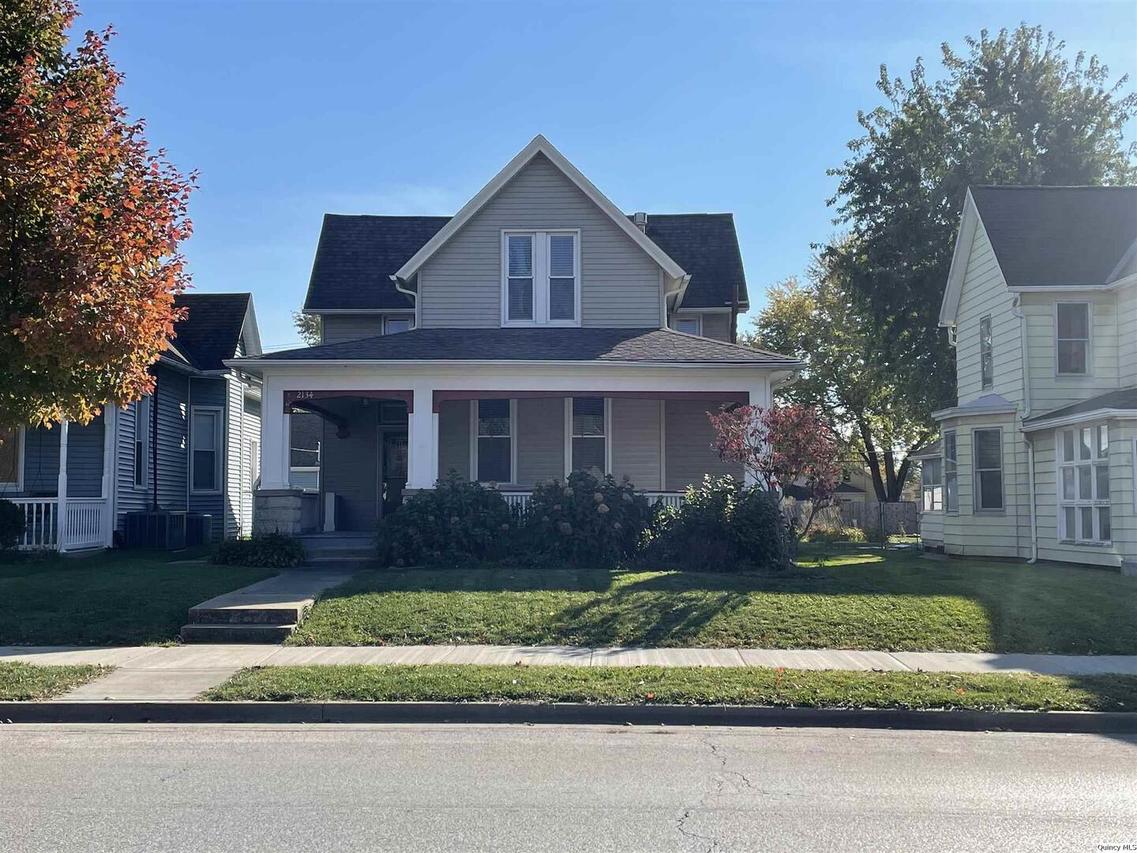2134 State St, Quincy, IL 62301