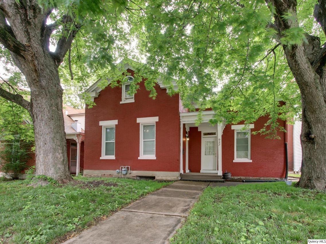 927 Jefferson St, Quincy, IL 62301