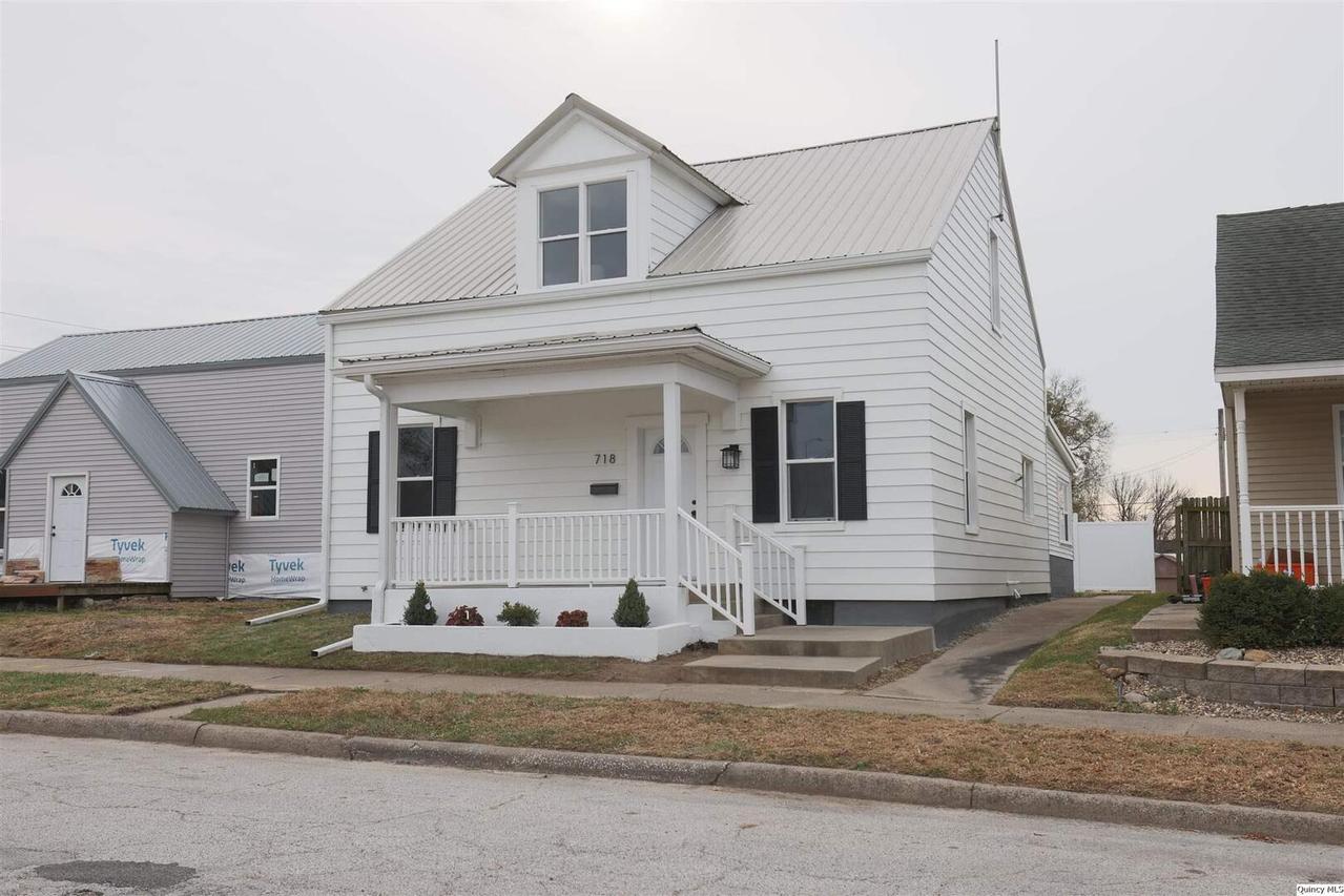 718 Adams St, Quincy, IL 62301
