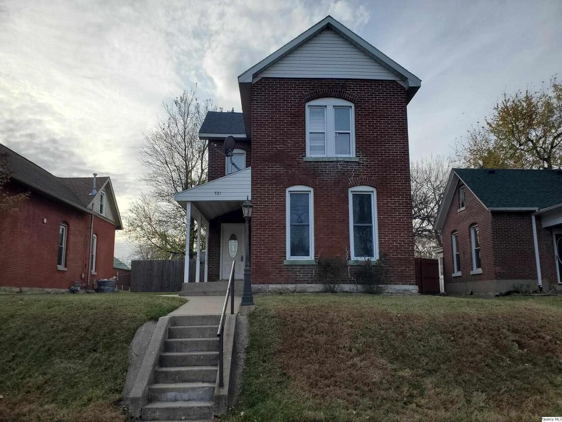 721 N 13th St St., Quincy, IL 62301