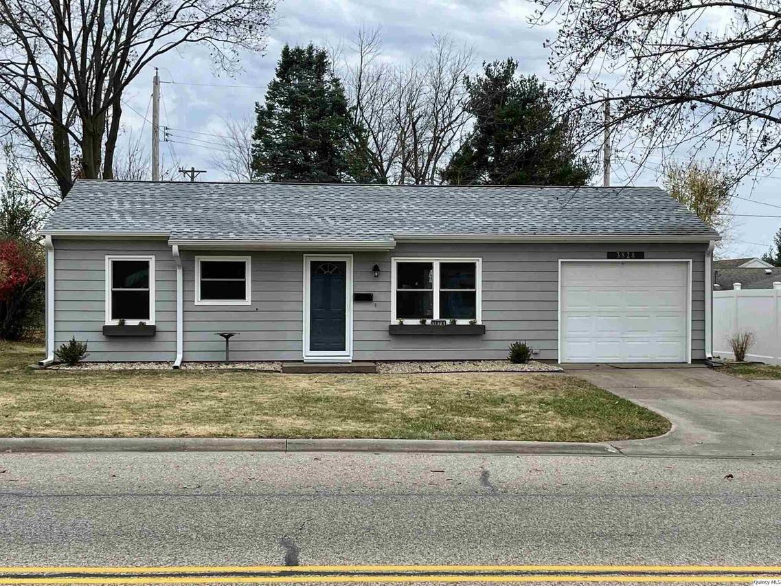 3828 State, Quincy, IL 62305