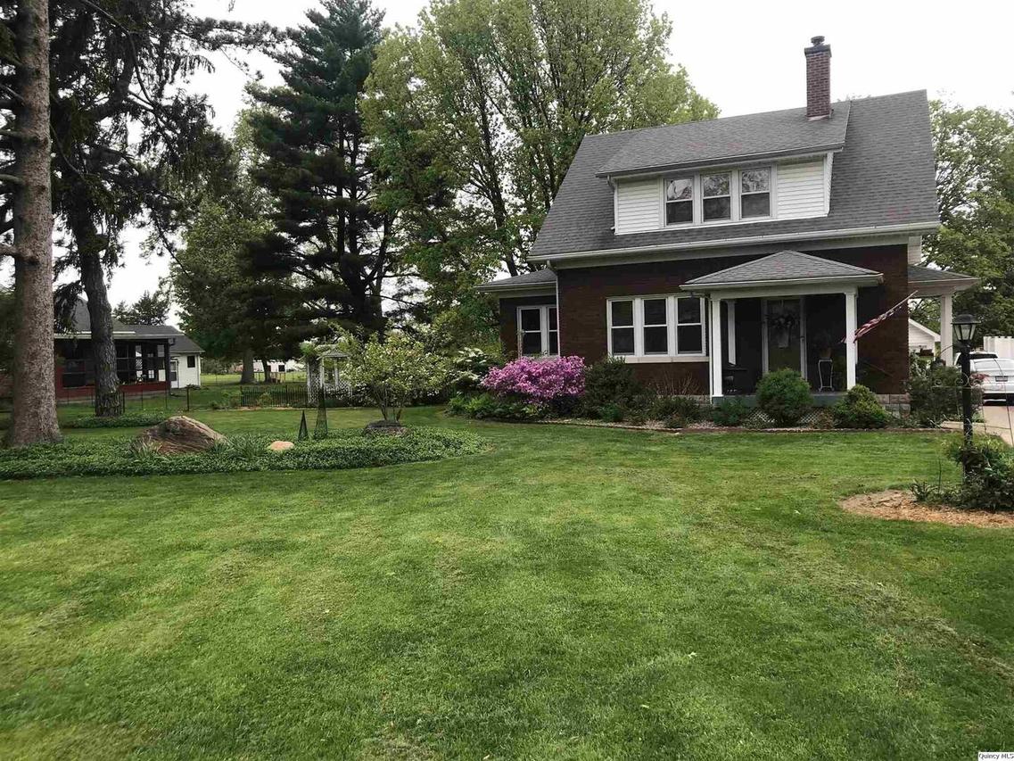 2231 Locust St., Quincy, IL 62301
