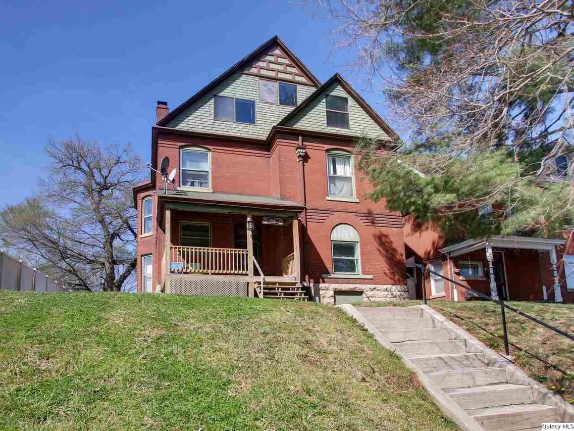 426 S 12th St., Quincy, IL 62301