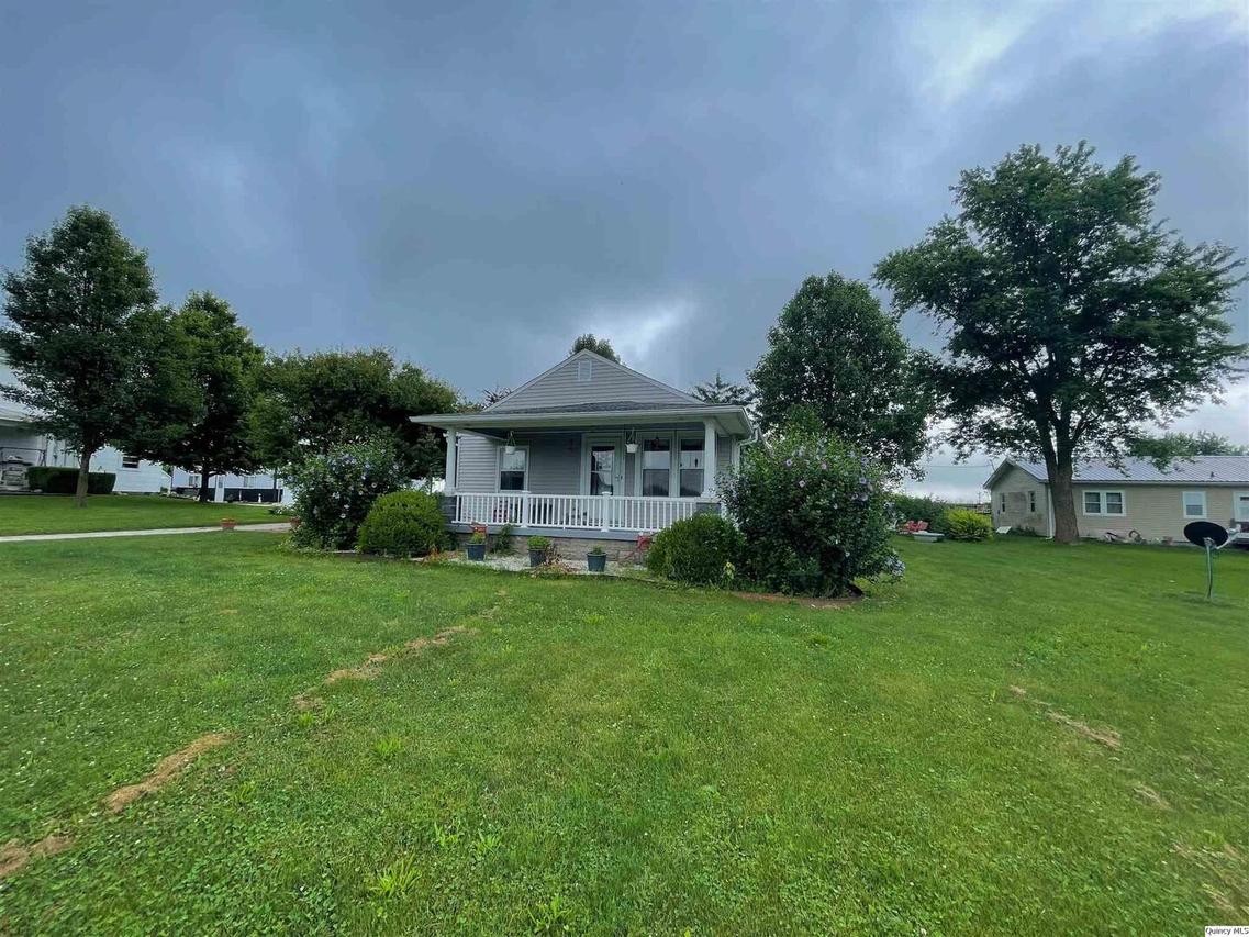 7119 Ehrhardt Rd., Payson, IL 62360