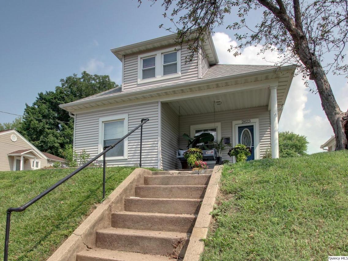 2623 Chestnut St, Quincy, IL 62301