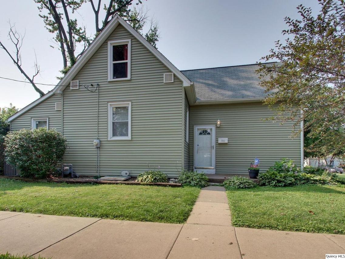 700 Spruce, Quincy, IL 62301