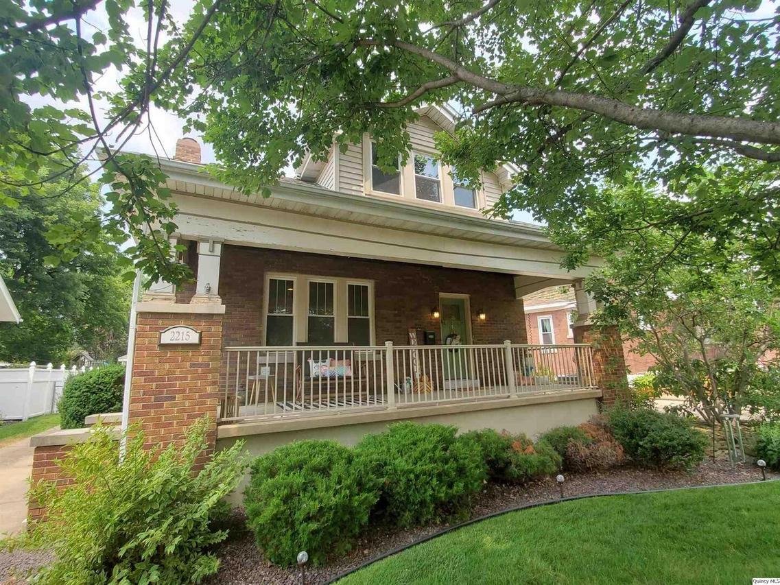 2215 Spring St, Quincy, IL 62301