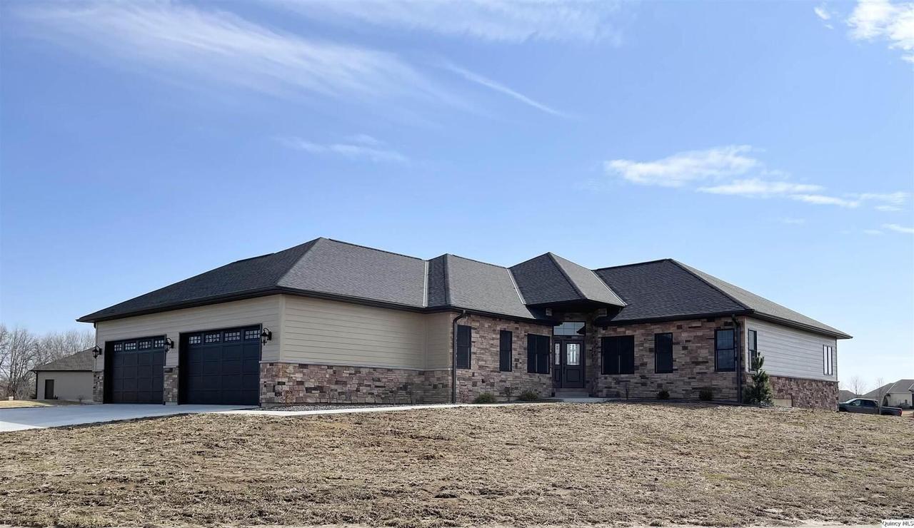 4400 Harrington Dr., Quincy, IL 62305