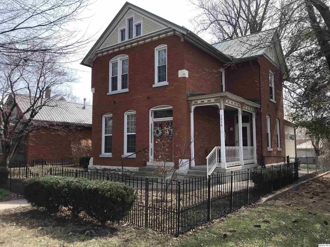 1216 State St., Quincy, IL 62301