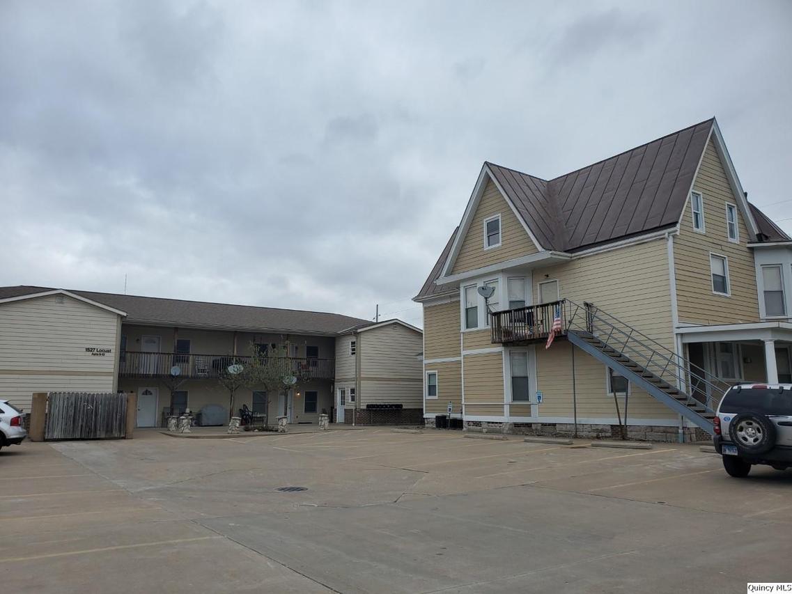 1527 Locust 1-12, Quincy, IL 62301