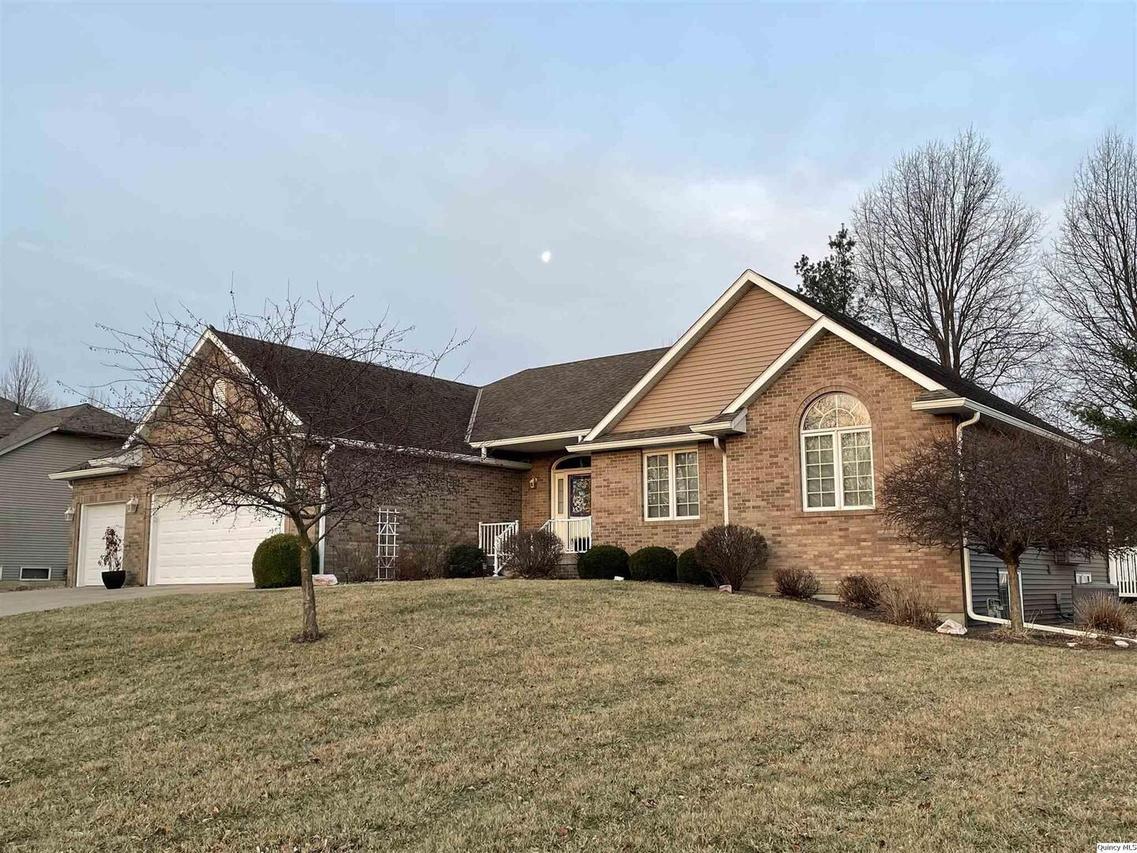 4432 Hampton Ln., Quincy, IL 62305