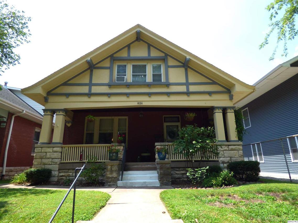 826 S 14th St, Quincy, IL 62301