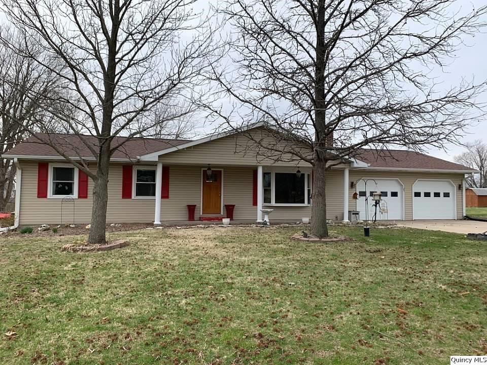 625 S 11th St., Warsaw, IL 62379