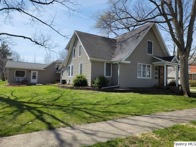300 W Main St., Carthage, IL 62321