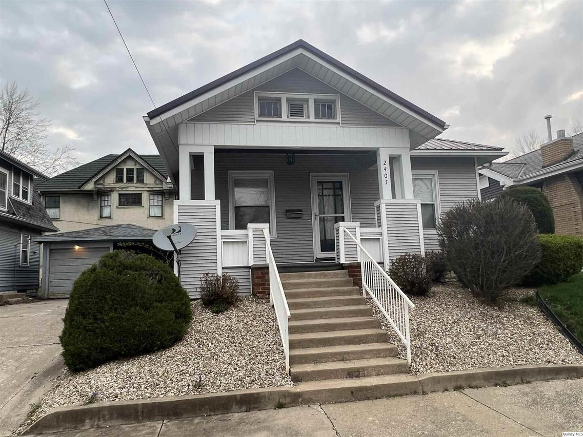 2407 Hampshire St, Quincy, IL 62301