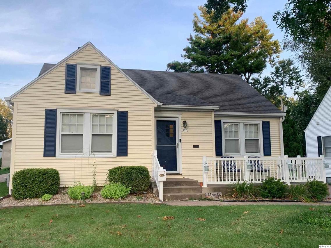 720 Kenwood Ave., Quincy, IL 62301