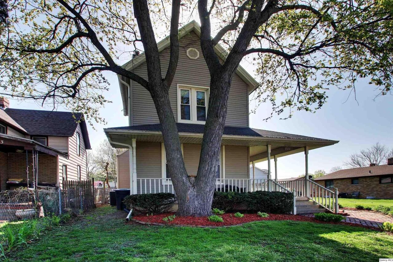 735 S 20th St., Quincy, IL 62301