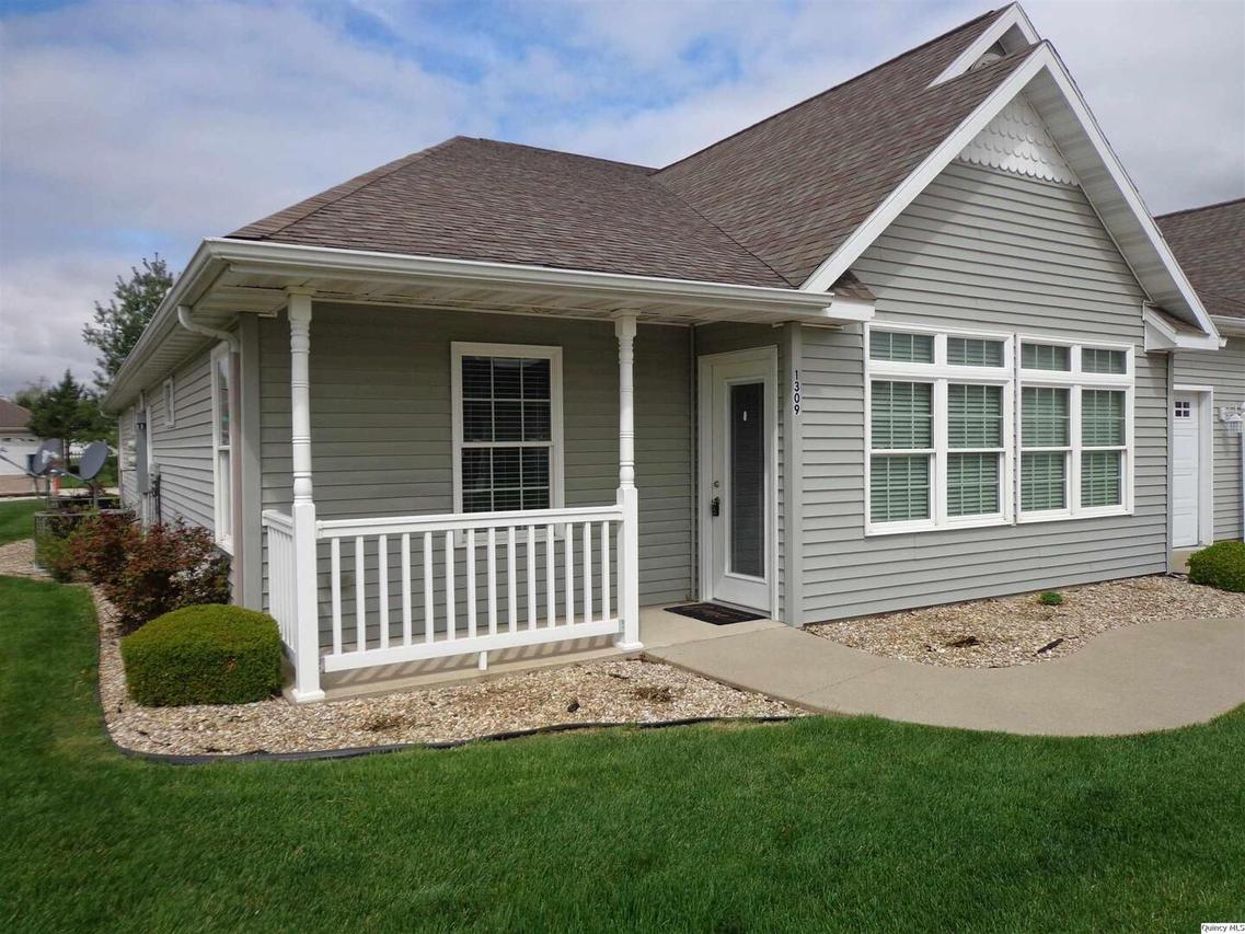 1309 Stone Creek Dr., Quincy, IL 62305