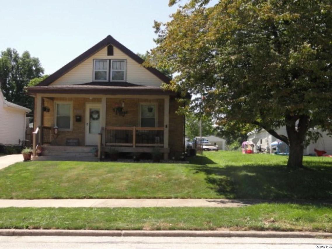 2708 Lind St, Quincy, IL 62301