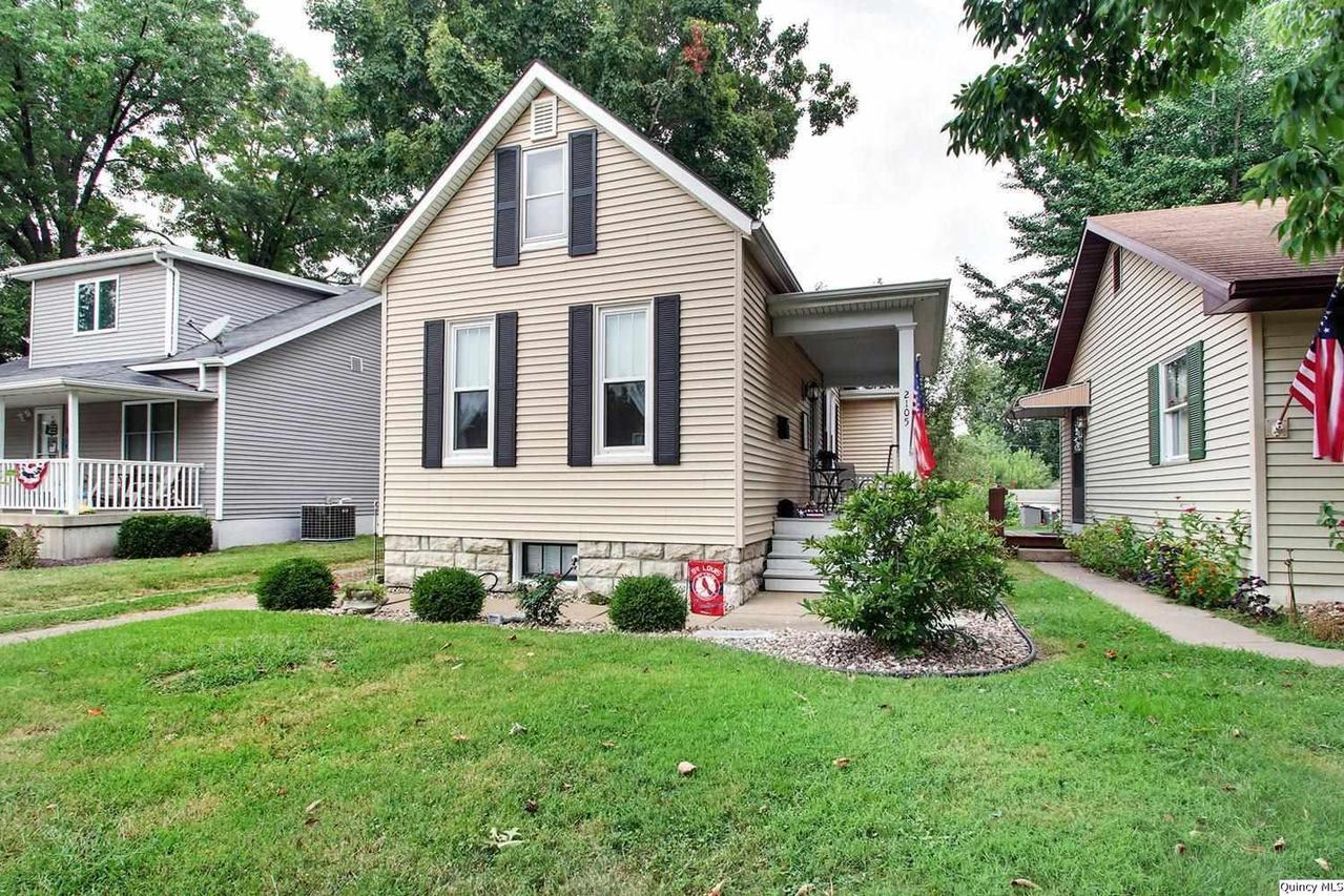 2105 Jefferson St., Quincy, IL 62301