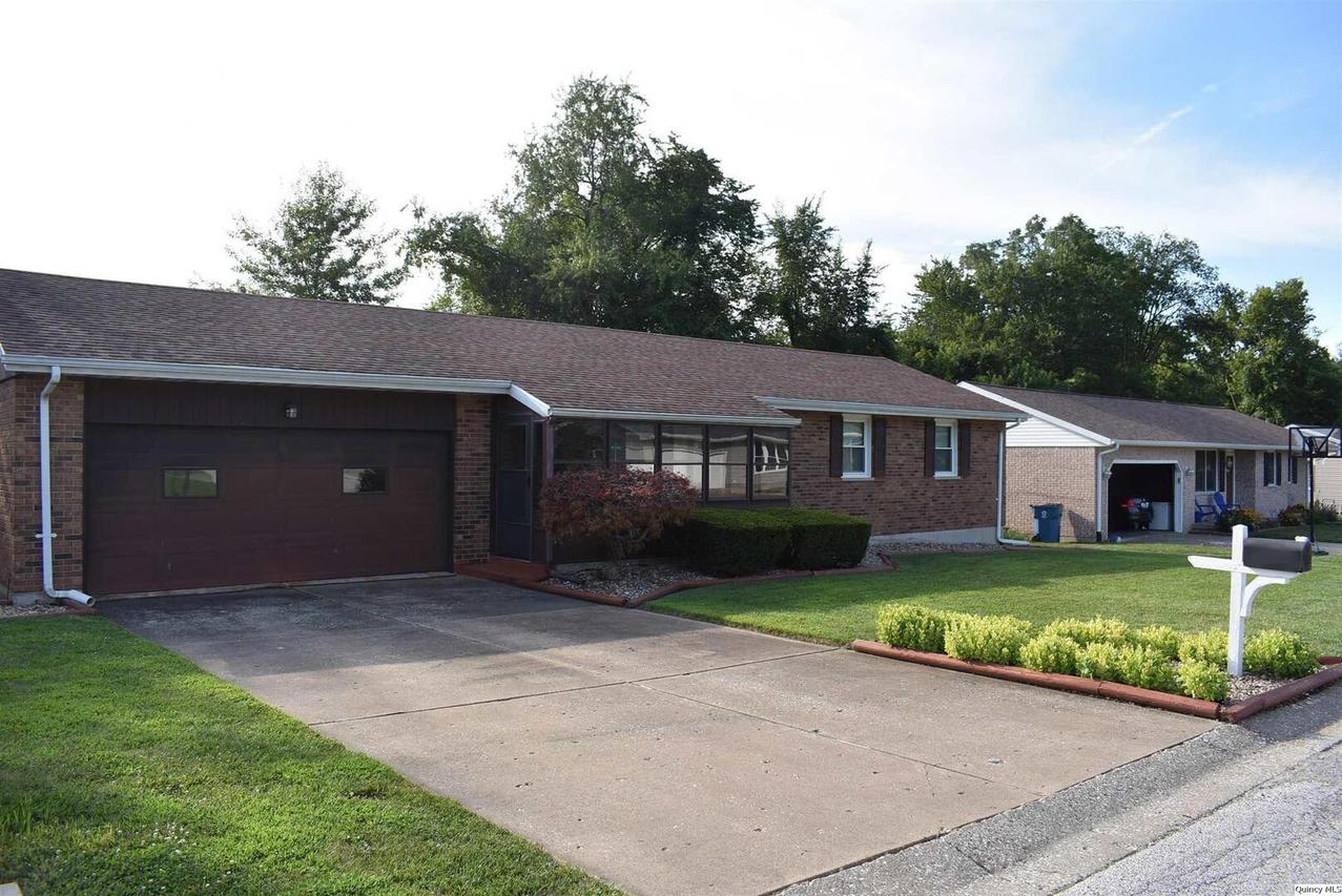 2532 S 18th St., Quincy, IL 62305
