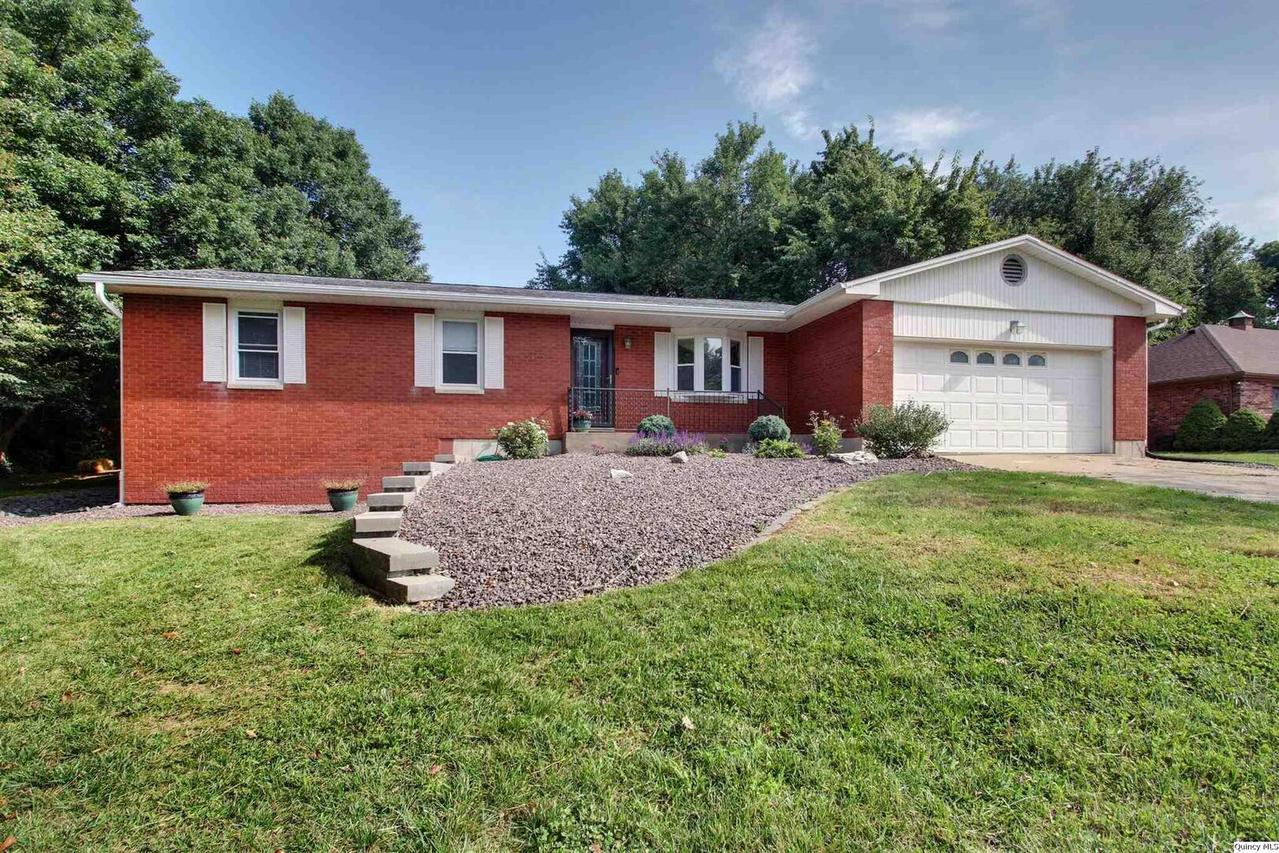 2601 Summer Creek, Quincy, IL 62305