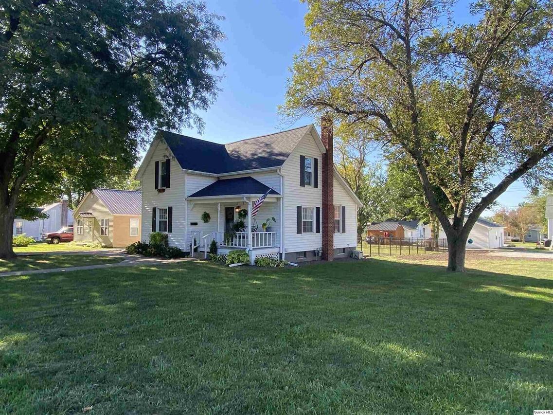 216 E Washington, Mt. Sterling, IL 62353