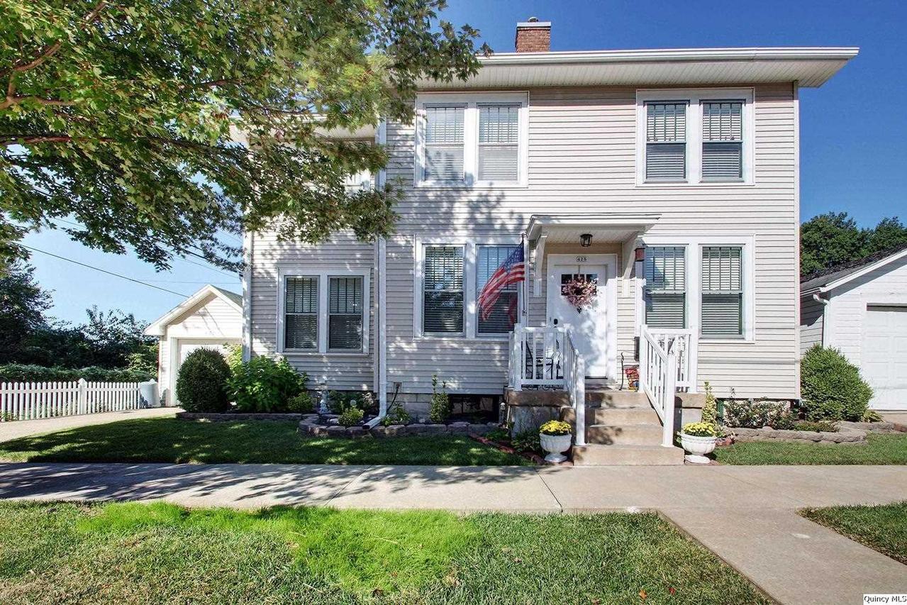 425 N 22nd St., Quincy, IL 62301