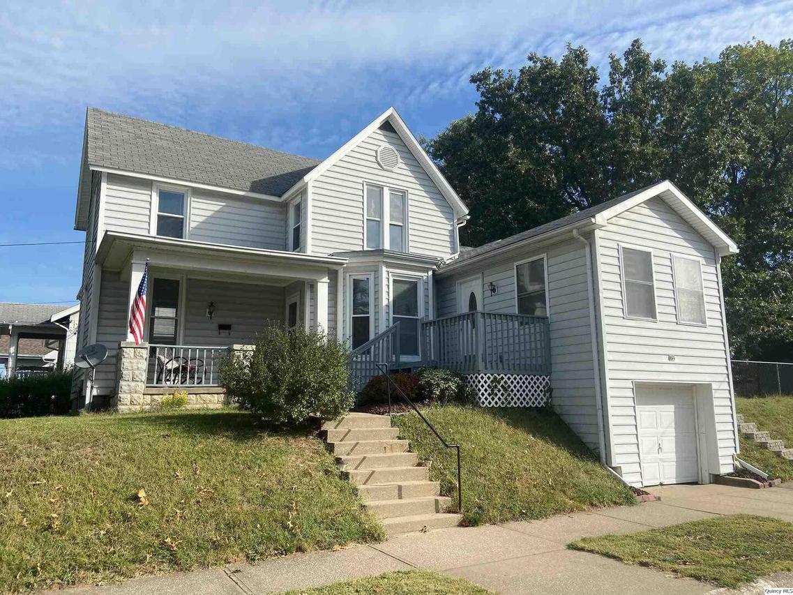 2501 Vermont St, Quincy, IL 62301