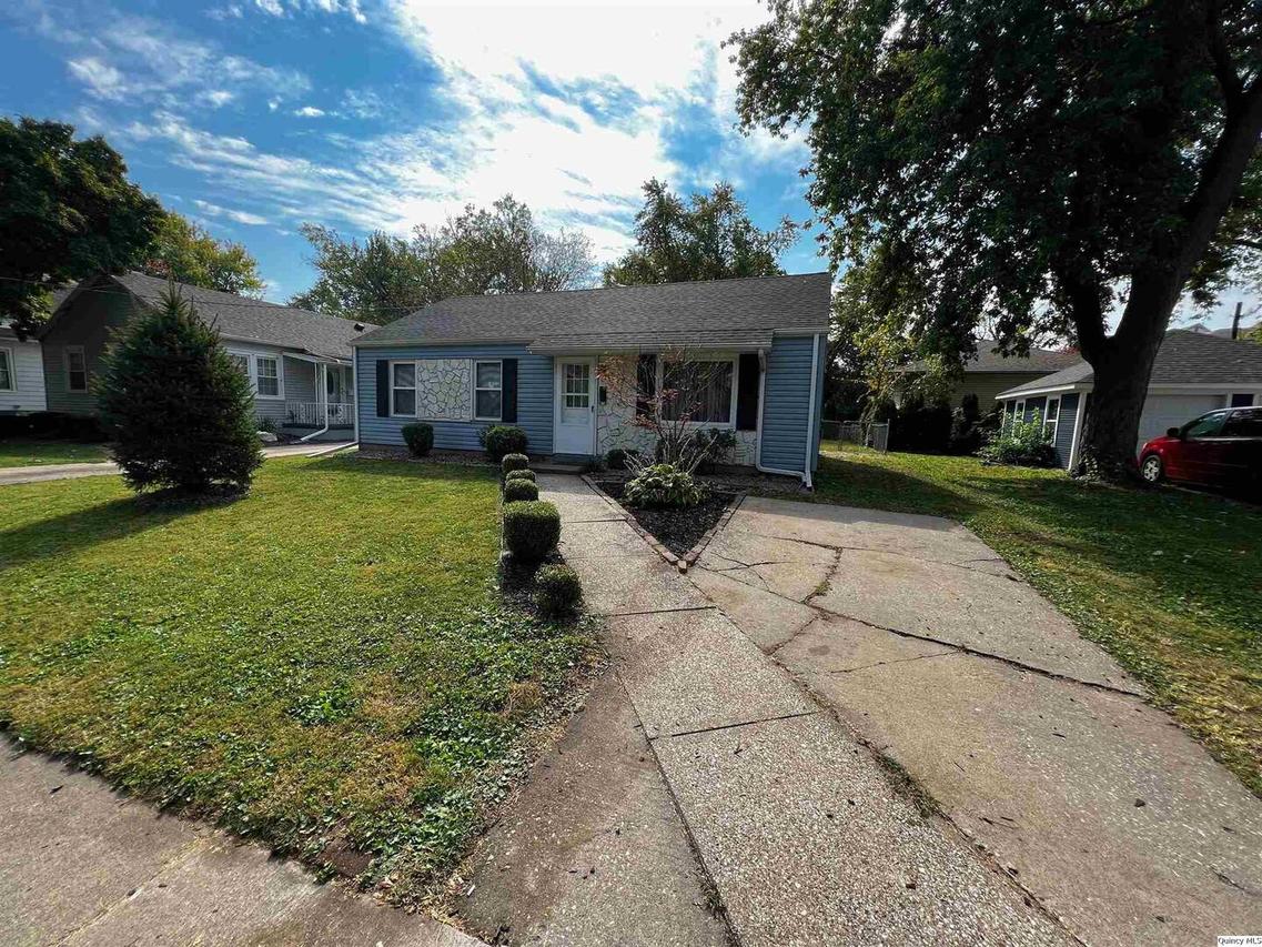 1818 Vermont St., Quincy, IL 62301
