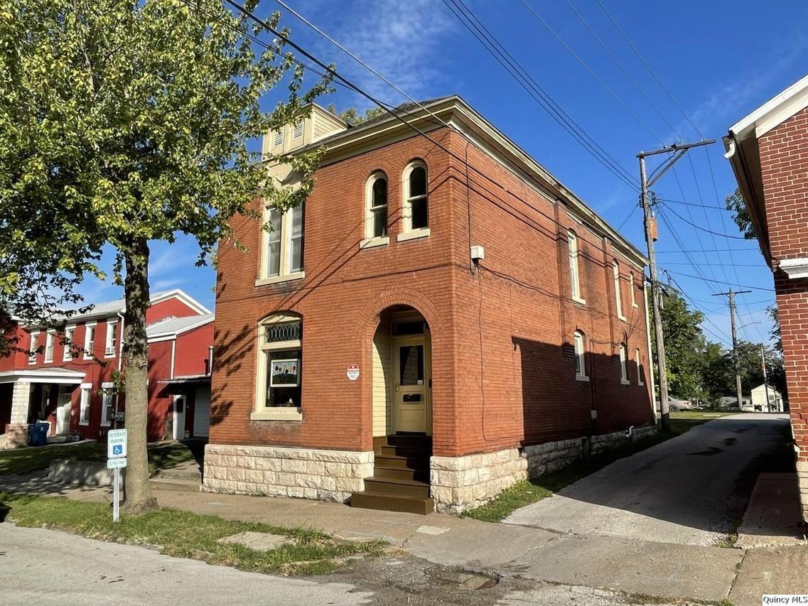 715 Spring St, Quincy, IL 62301
