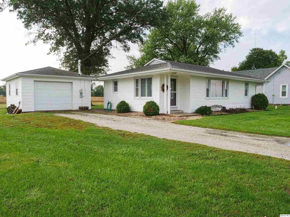 130 Albers, Golden, IL 62339